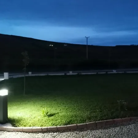 An Charraig Ban On The Wild Atlantic Way F94wt02 Bed & Breakfast