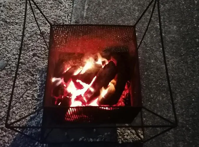 An Charraig Ban On The Wild Atlantic Way F94wt02 3* 아르다라