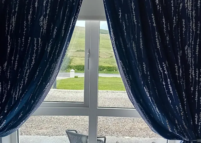 An Charraig Ban On The Wild Atlantic Way F94wt02 아르다라